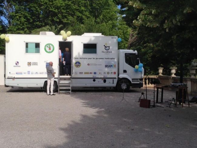 79_Handident 79_Handident